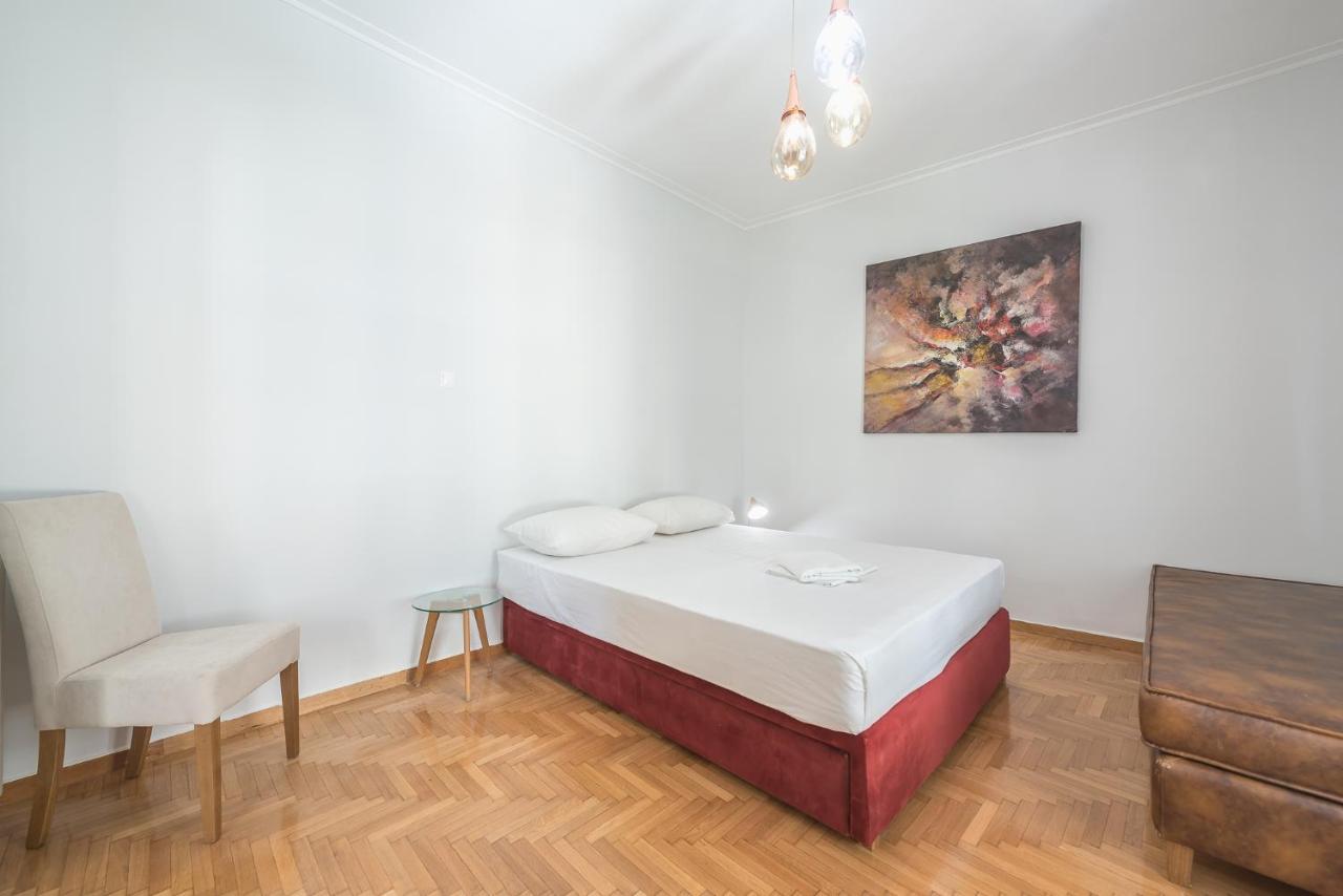 Victoria Best Apartments Atene Esterno foto