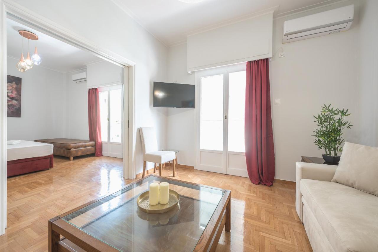 Victoria Best Apartments Atene Esterno foto