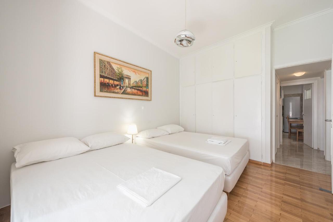 Victoria Best Apartments Atene Esterno foto
