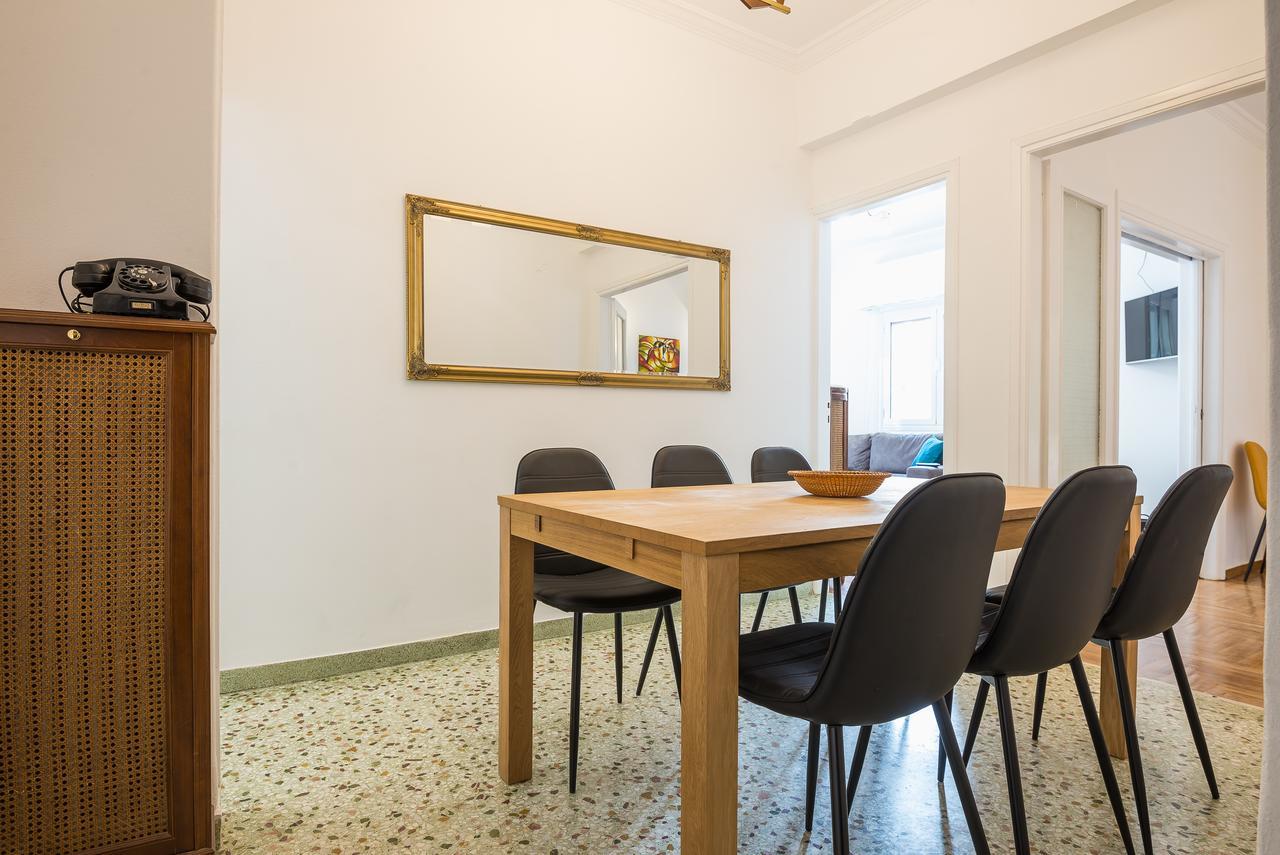 Victoria Best Apartments Atene Esterno foto