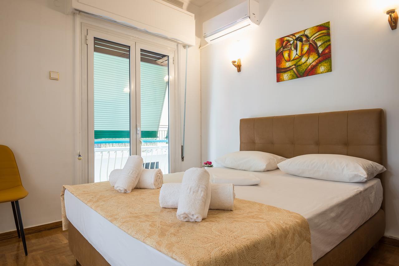 Victoria Best Apartments Atene Esterno foto