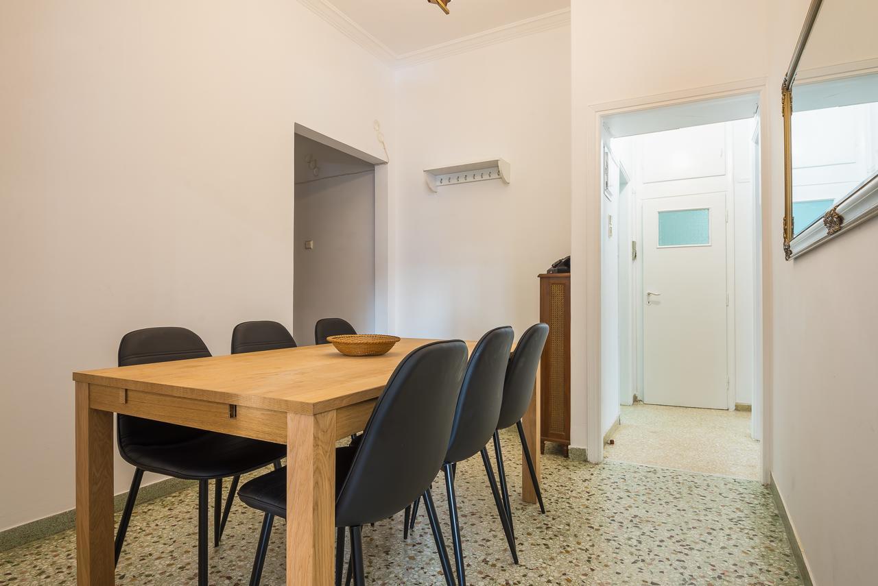 Victoria Best Apartments Atene Esterno foto