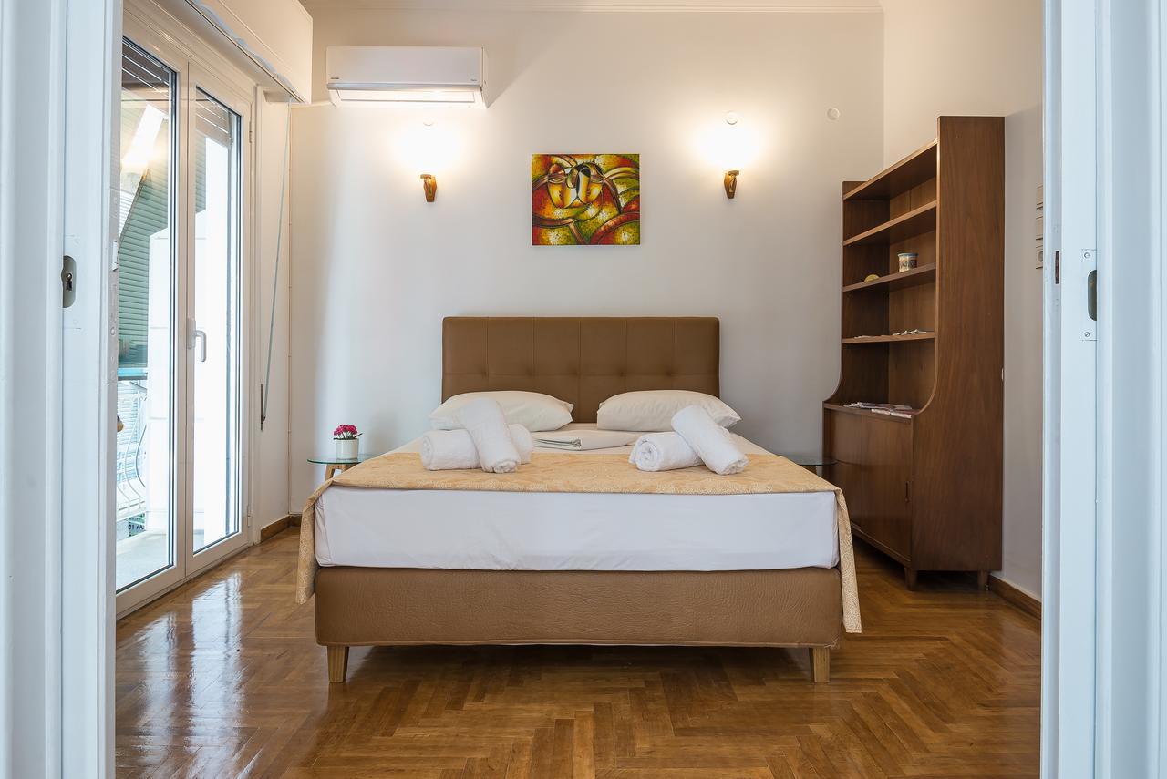Victoria Best Apartments Atene Esterno foto